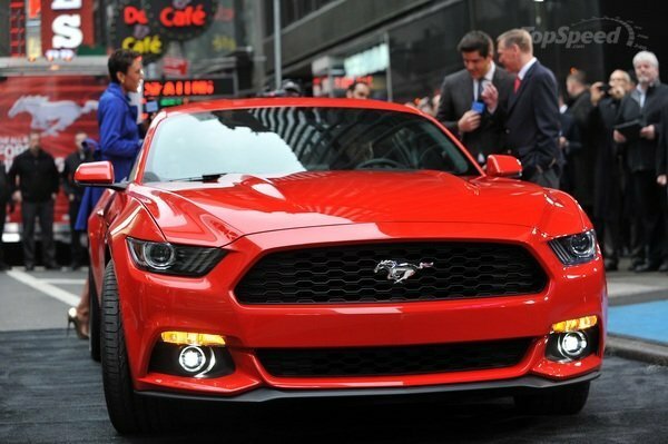 Review 2015 Ford Mustang EcoBoost